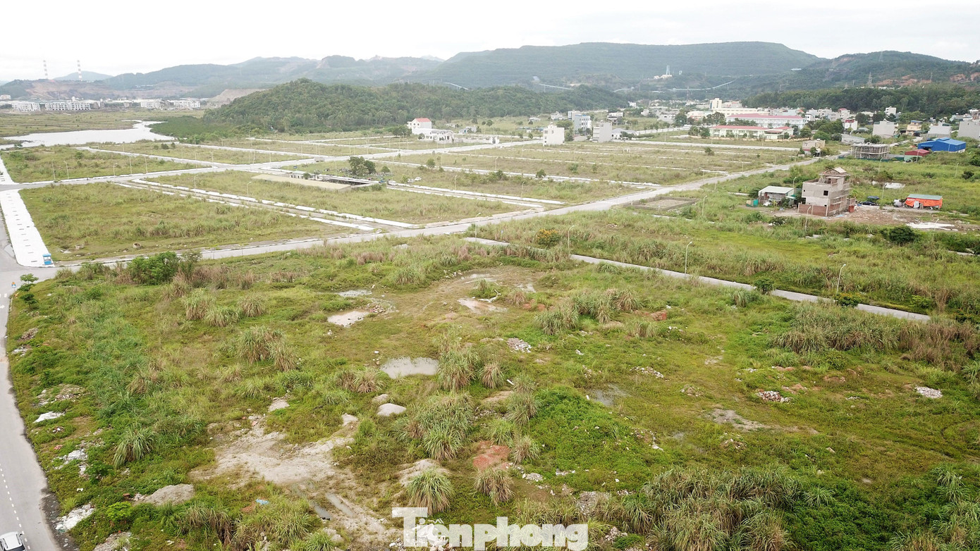 Dự án có tổng diện tích đất quy hoạch lên tới 937.682 m2, trong đó khu liền kề có diện tích 208.000m2, khu biệt thự có diện tích 101.000m2, diện tích khu trụ sở liên cơ quan hành chính: 20.000m2.