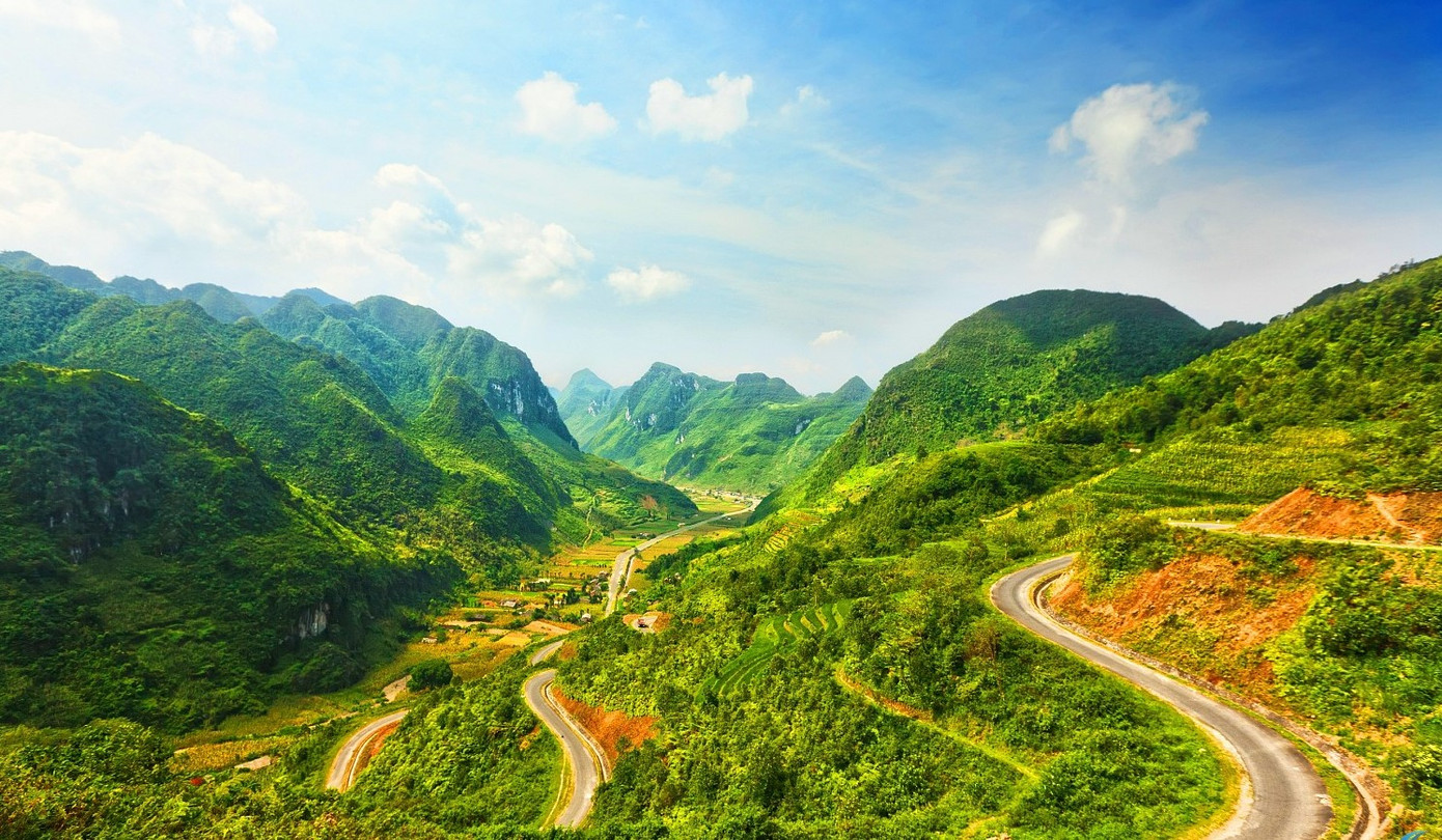 Hà Giang lên phương án thu phí tham quan Cao nguyên đá Đồng Văn.