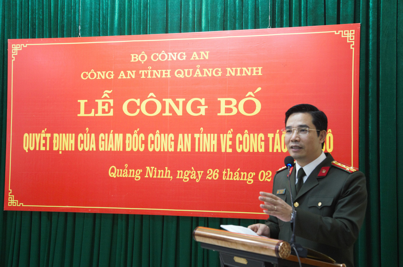 Đại tá Trần Văn Phúc phát biểu tại buổi lễ.