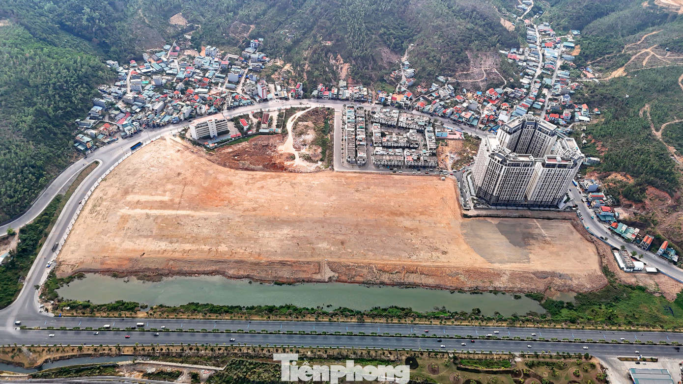 Hiện tại, công tác đấu giá quyền sử dụng đất và lựa chọn nhà đầu tư đã được hoàn thành theo đúng quy định pháp luật, sẵn sàng các điều kiện để có thể triển khai dự án.