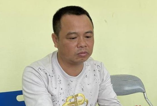 Nghi phạm Vũ Đăng Thủy tại cơ quan công an.