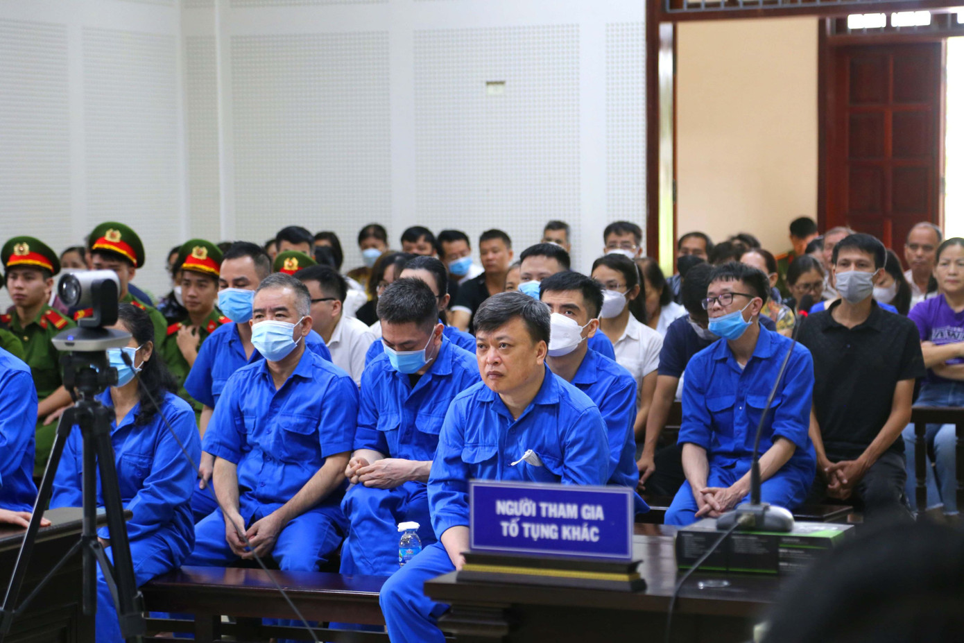 Bị cáo Ngô Vui bị đề nghị tổng hình phạt 11-13 năm tù. Bị cáo Ngô Vui bị đề nghị tổng hình phạt 11-13 năm tù.