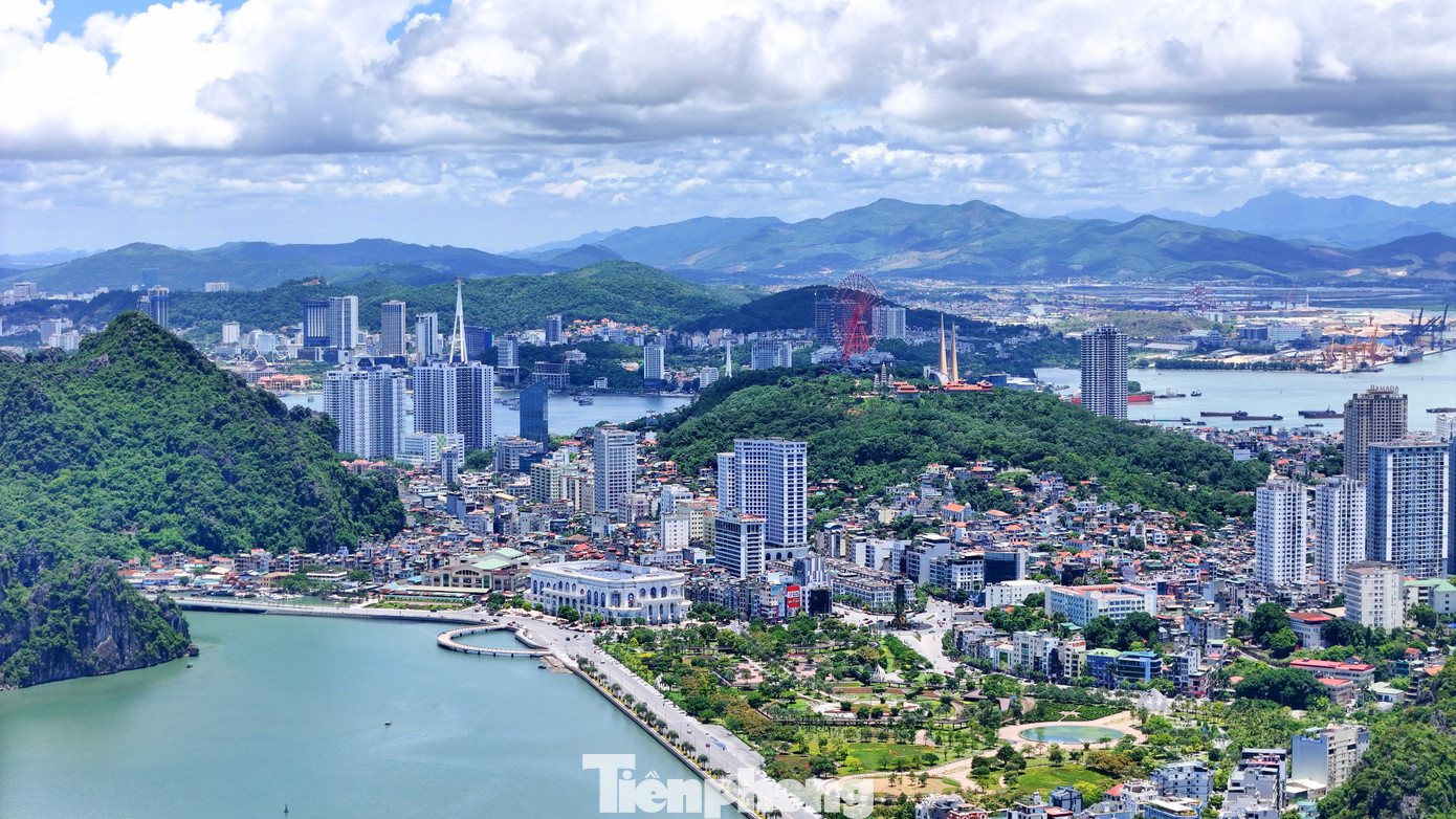 Doanh nghiệp Hàn Quốc muốn xây dựng tổ hợp thể thao và vui chơi giải trí lớn nhất châu Á tại Hạ Long. Ảnh: Hoàng Dương.