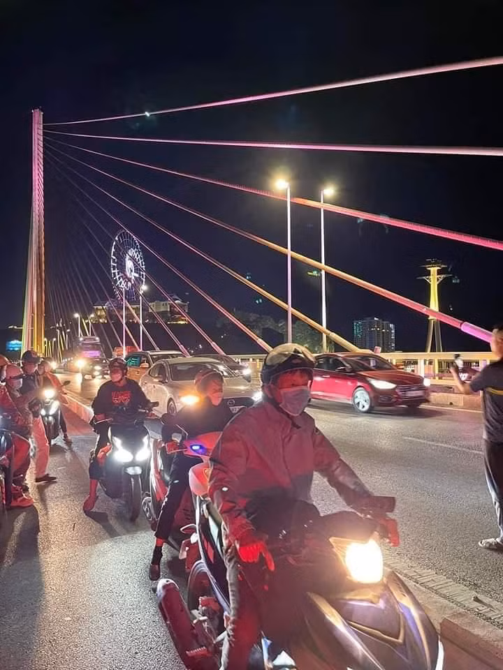 Hiện trường vụ việc. Hiện trường vụ việc.