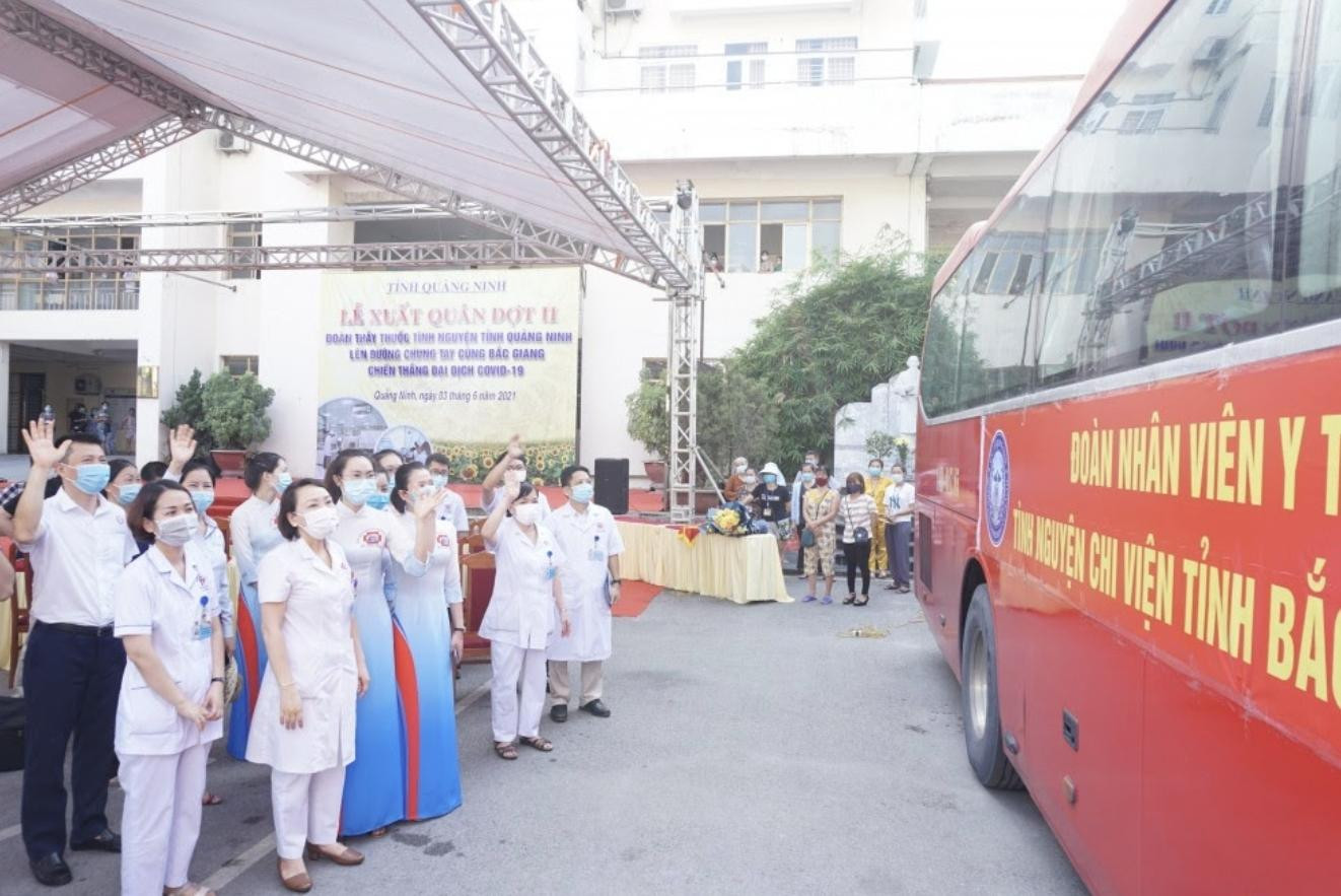 Đây là chương trình hoạt động thiết thực, khẳng định vai trò, trách nhiệm của những người thầy thuốc nói riêng và của địa phương nói chung với công tác phòng, chống đại dịch, với mong muốn sớm đẩy lùi dịch bệnh.