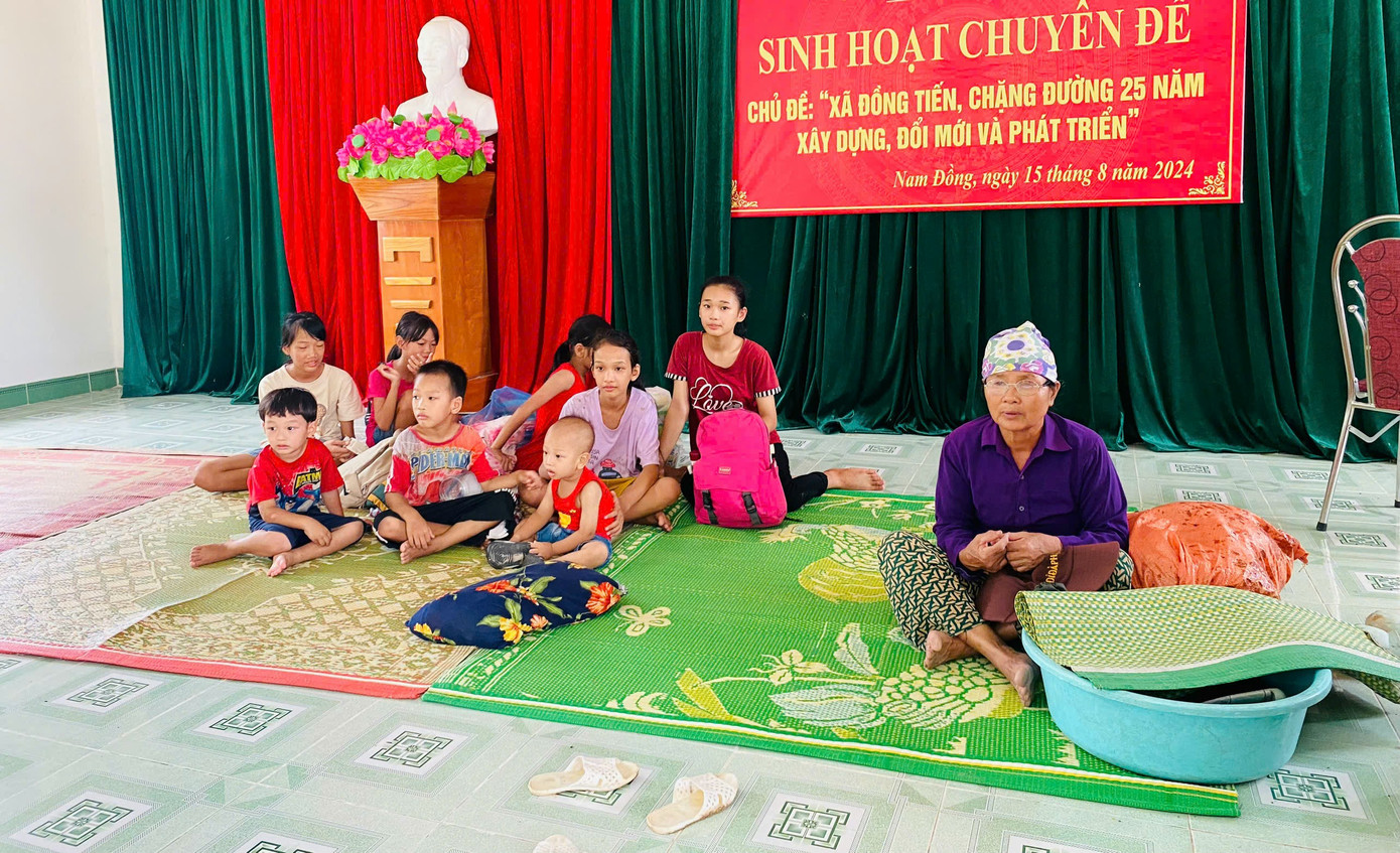 Cô Tô cũng xây dựng, ban hành phương án trưng dụng các khách sạn, trường học, trụ sở các cơ quan kiên cố để bố trí làm nơi ở tạm thời cho nhân dân trong thời gian bão đổ bộ, đảm bảo lương thực, thực phẩm và các điều kiện sinh hoạt của nhân dân, quyết tâm không để thiệt hại về người và giảm thiểu thiệt hại về tài sản của nhân dân.