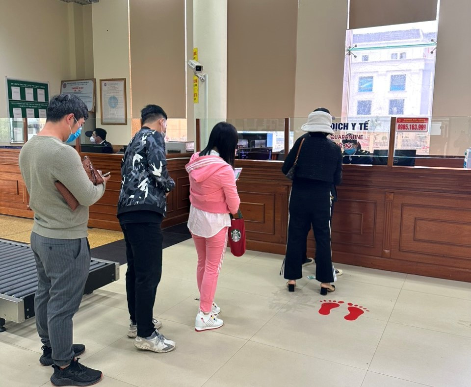 Sau gần 3 năm đóng cửa vì ảnh hưởng của dịch COVID-19, ngày 15/3 chính thức mở cửa đón khách du lịch Trung Quốc trở lại.