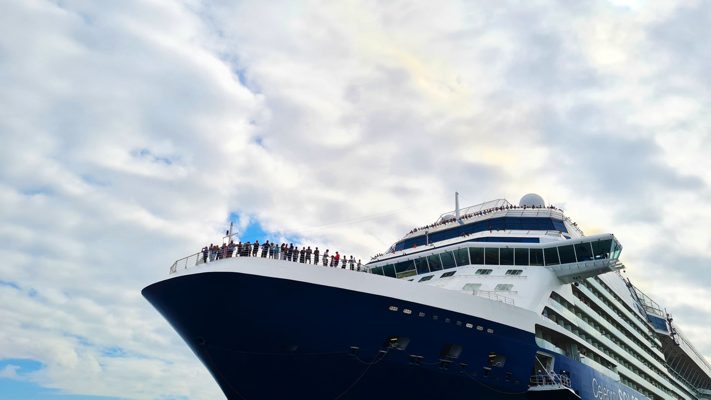 Lượt khách dự kiến sẽ đến Quảng Ninh bằng tàu biển là trên 70.000 lượt khách Lượt khách dự kiến sẽ đến Quảng Ninh bằng tàu biển là trên 70.000 lượt khách