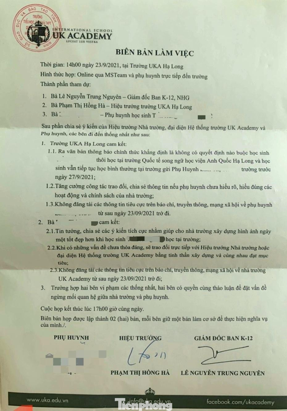 Biên bản 'giao kèo' với phụ huynh để nhà trường ra thông báo không đuổi học.