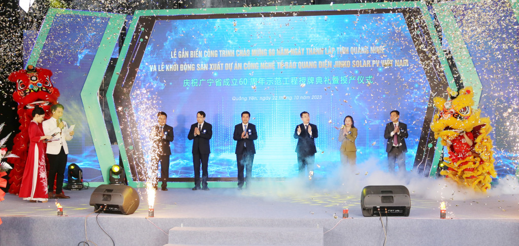 Dự án Công nghệ tế bào quang điện Jinko Solar PV Việt Nam chính thức được khởi động, vận hành sản xuất. Dự án Công nghệ tế bào quang điện Jinko Solar PV Việt Nam chính thức được khởi động, vận hành sản xuất.