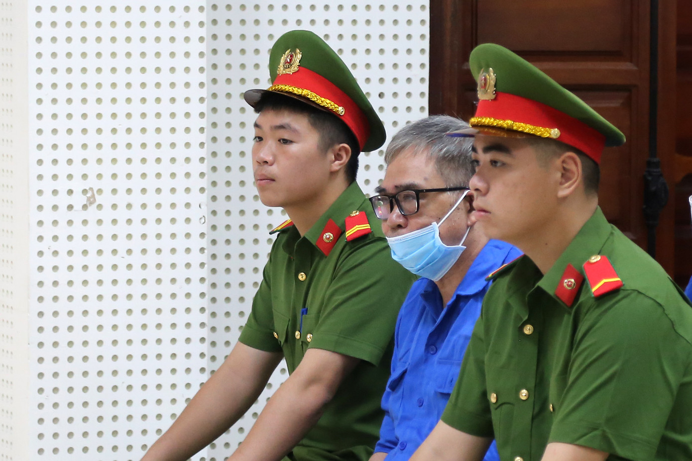 Cựu Giám đốc Công an TP Hải Phòng cho rằng mức án 10 năm tù đối với mình là quá nặng.