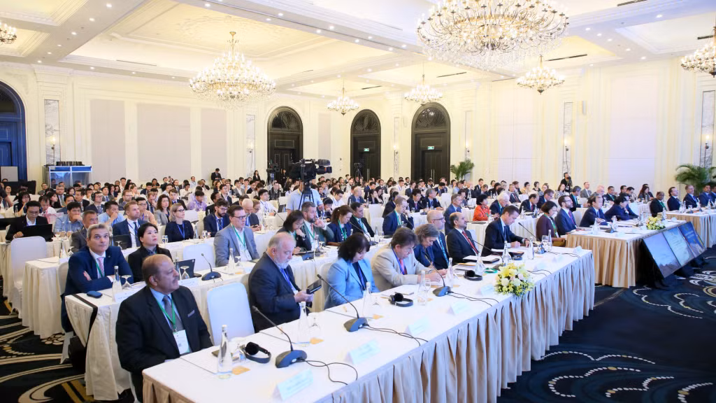 Hội thảo khoa học quốc tế về Biển Đông lần thứ 16 diễn ra tại TP. Hạ Long, tỉnh Quảng Ninh. Hội thảo khoa học quốc tế về Biển Đông lần thứ 16 diễn ra tại TP. Hạ Long, tỉnh Quảng Ninh.