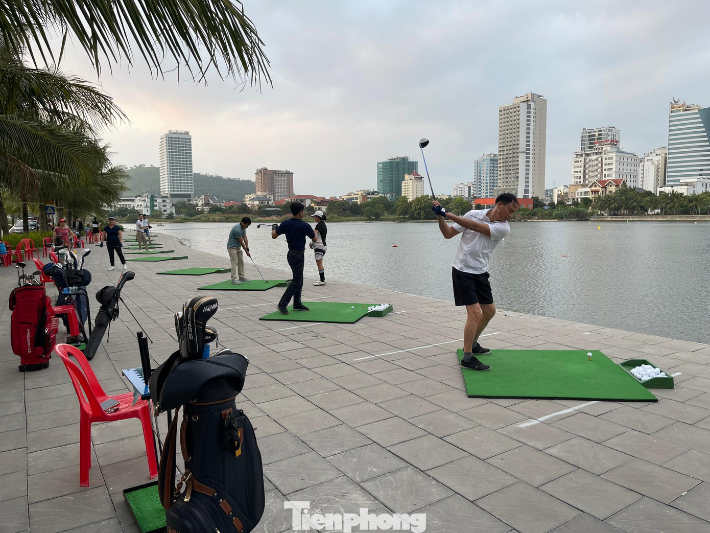 Theo nhận định của một số golfer, "đồ nghề" của những người chơi này đều thuộc hàng đẳng cấp thế giới.