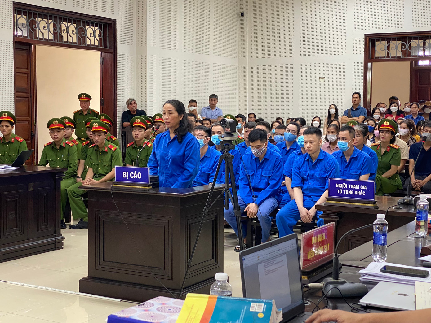 Cựu Giám đốc Sở GD-ĐT Quảng Ninh muốn trả lại 14 tỷ nhận hối lộ để hưởng khoan hồng.