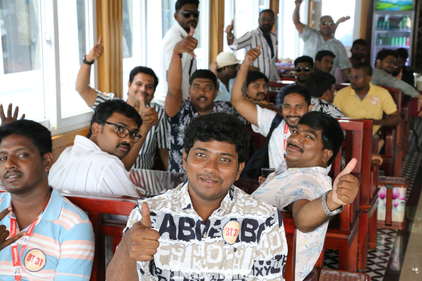 Sau chuyến hành trình tham quan vịnh Hạ Long đoàn sẽ quay về Hà Nội. Vì đoàn quá đông, lại ở nhiều quốc gia cùng bay đến Hà Nội nên bố trí ở Hà Nội để thuận tiện cho việc đưa đón từ sân bay về khách sạn và ngược lại.