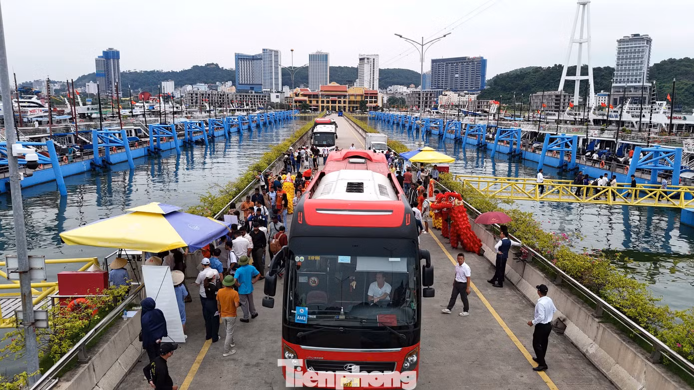 Đặc biệt, khách yêu cầu món ăn được chế biến từ các loại rau củ quả là loại không mọc dưới mặt đất.
