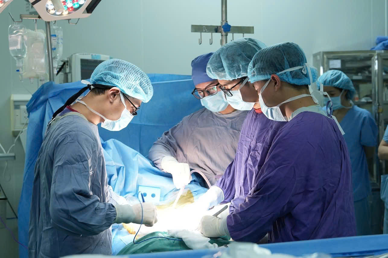 Ca ghép được thực hiện tại hai cơ sở y tế gồm Bệnh viện Đa khoa tỉnh Quảng Ninh và bệnh viện Việt Nam Thụy Điển - Uông Bí.