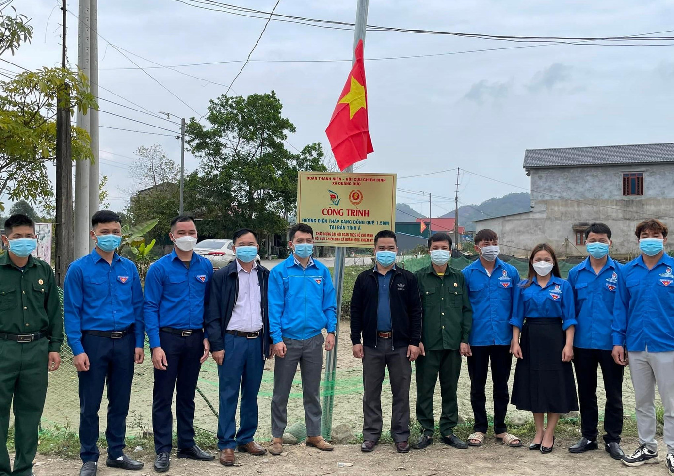 Công trình Đường điện thắp sáng đồng quê ở xã Quảng Đức.