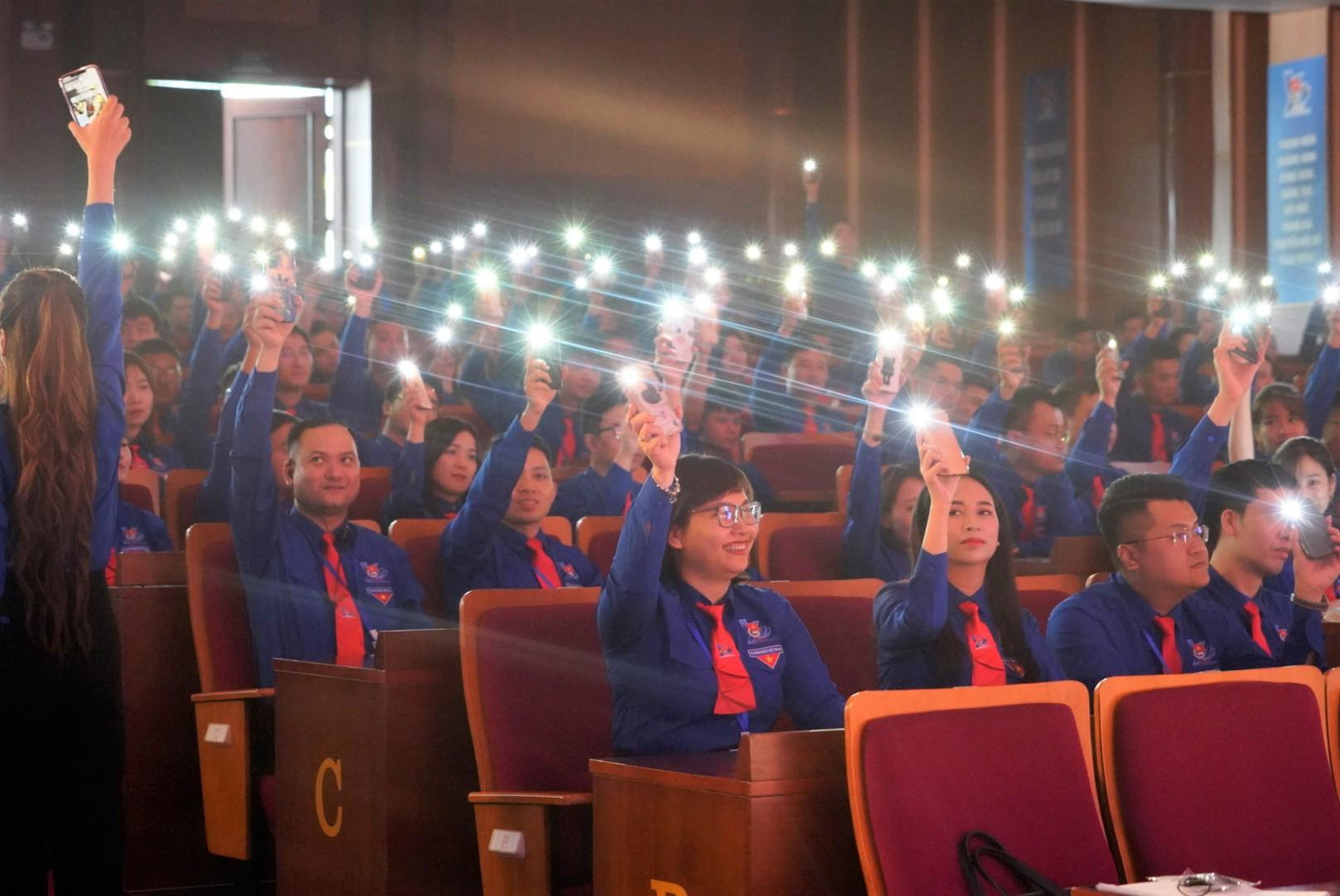 Phiên thứ hai (bắt đầu từ 7h30 ngày 7/10), phiên trọng thể có phát biểu chỉ đạo của Thường trực Tỉnh ủy, Ban Bí thư Trung ương Đoàn và thực hiện công tác bầu cử Ban Chấp hành khóa XII.