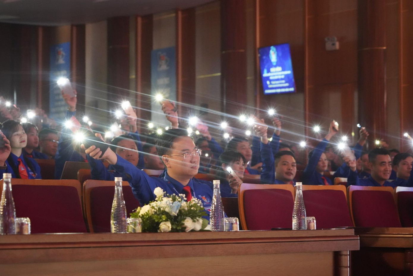 Tại phiên thứ nhất (bắt đầu từ 14h00 ngày 6/10) tiến hành khai mạc Đại hội và thực hiện một số nội dung theo quy định, đồng thời tổ chức 3 diễn đàn, gồm: Diễn đàn 1: “Đoàn Thanh niên tham gia xây dựng Đảng, xây dựng chính quyền”; tham gia góp ý vào dự thảo Báo cáo chính trị Đại hội Đoàn toàn quốc lần thứ XII và dự thảo Báo cáo sửa đổi Điều lệ Đoàn.