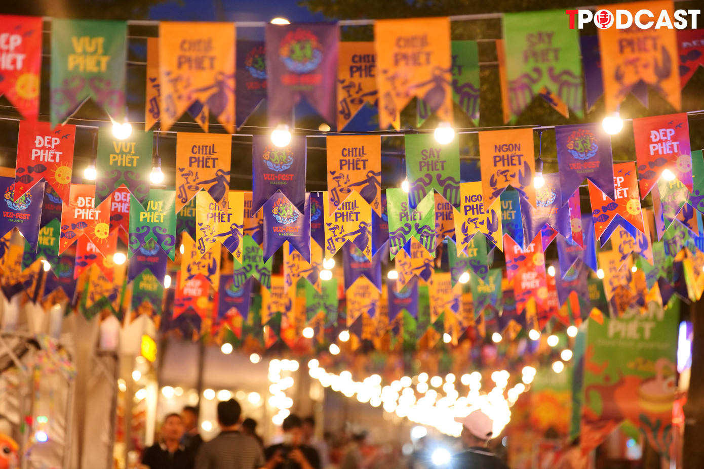 Không giống các tuyến phố thương mại thông thường, mô hình chợ đêm giải trí là điểm đến để vui say với hàng loạt hoạt động giải trí về đêm sôi động như các show âm nhạc về đêm, Bar &amp; Club hay tổ hợp gamezone, kidzone...