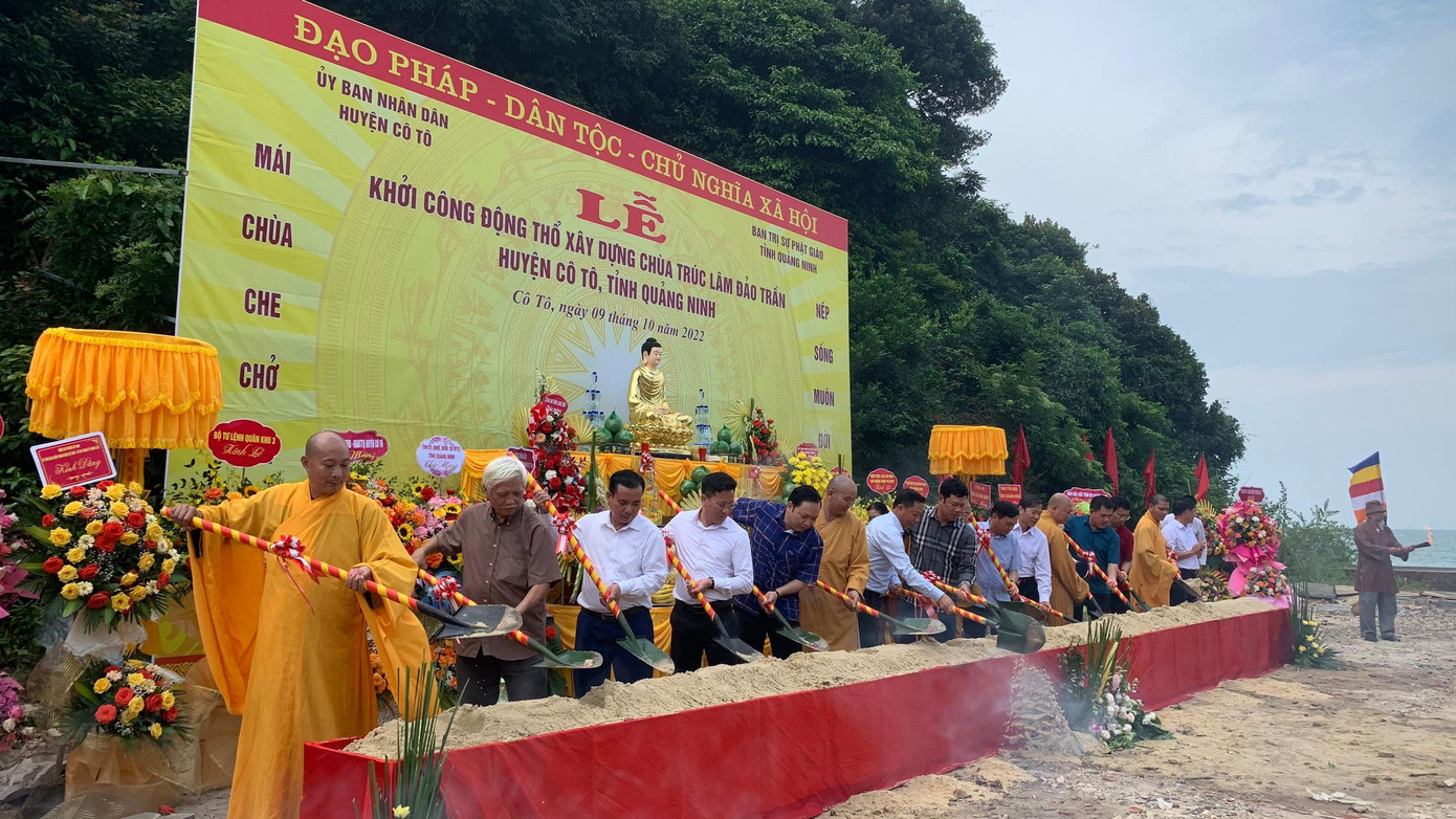 Lễ khởi công xây dựng chùa Trúc Lâm trên đảo Trần.