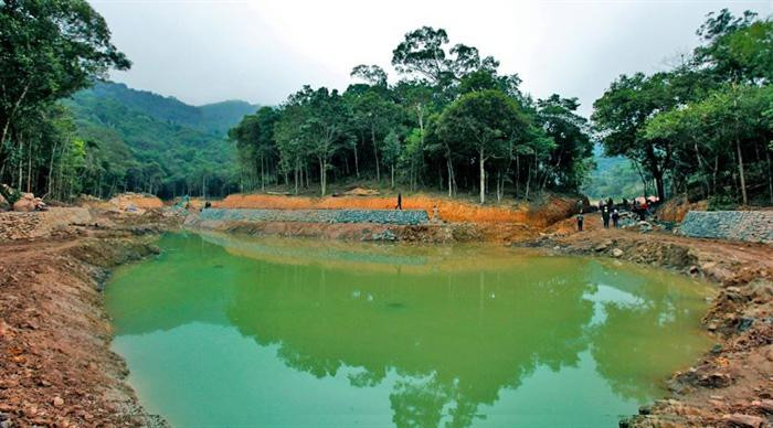 Trước đó, ngày 7/7/2020, Sở KHĐT tỉnh Quảng Ninh đã ban hành quyết định chấm dứt hoạt động, thu hồi giấy chứng nhận đăng ký đầu tư dự án Trường quay phim cổ trang Việt Nam của Công ty CP Việt Nam Tinh Hoa.