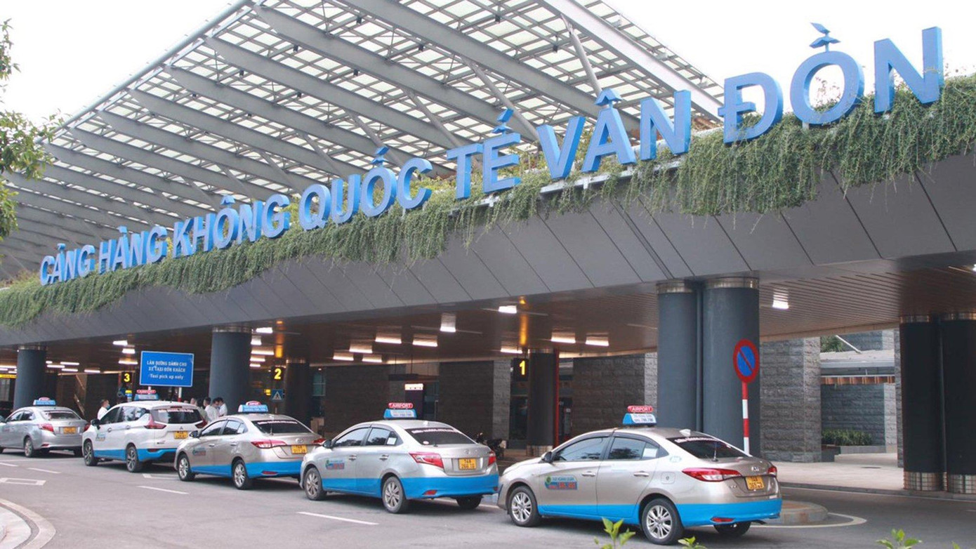 Trong tháng 7, Quảng Ninh sẽ đón 2 chuyến bay đưa khách du lịch Hàn Quốc hạng sang qua sân bay Vân Đồn. Trong tháng 7, Quảng Ninh sẽ đón 2 chuyến bay đưa khách du lịch Hàn Quốc hạng sang qua sân bay Vân Đồn.