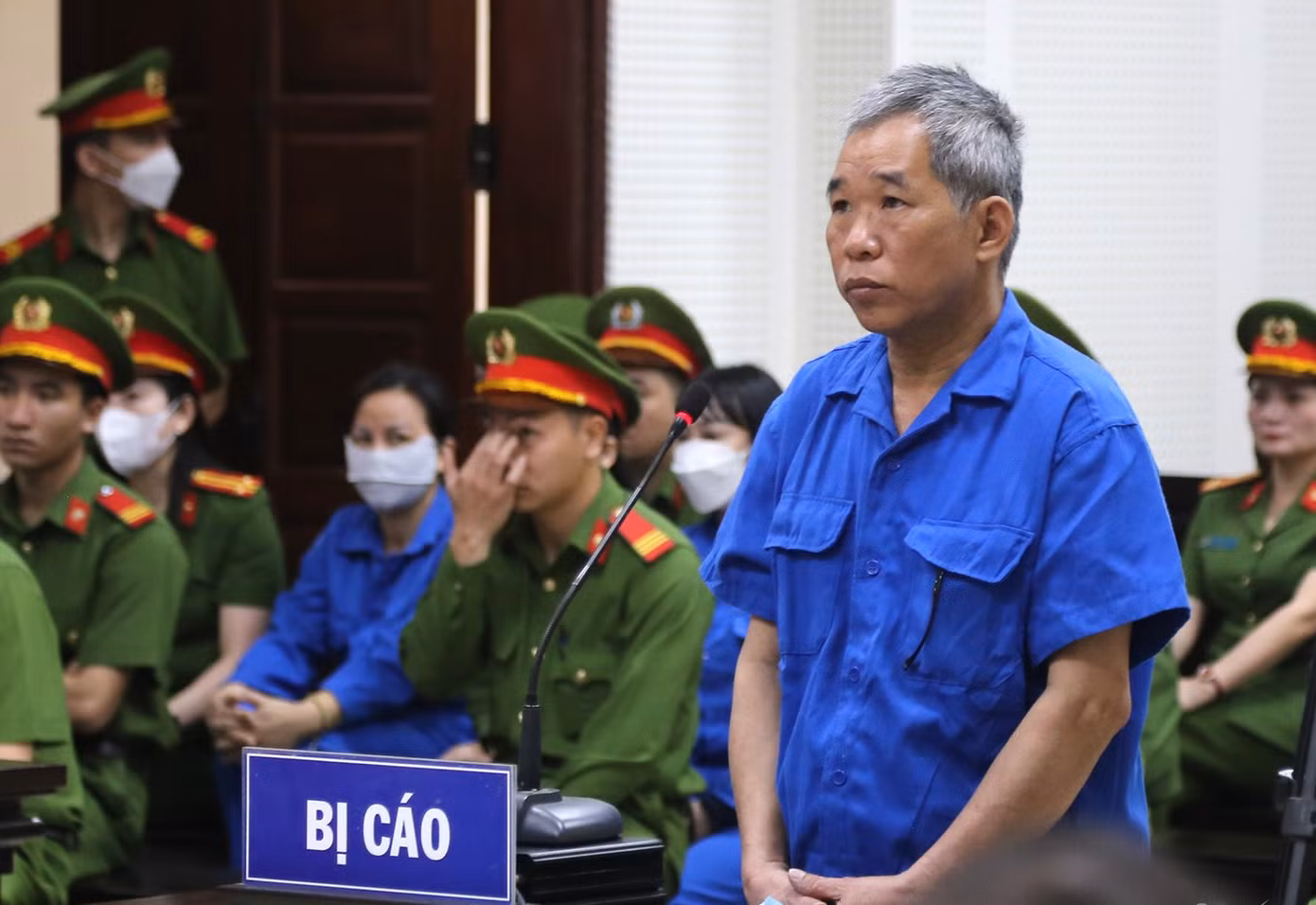Trương Xuân Đước khai chỉ nhớ tên của 1/26 công ty ma đã lập ra để mua bán hóa đơn Trương Xuân Đước khai chỉ nhớ tên của 1/26 công ty ma đã lập ra để mua bán hóa đơn