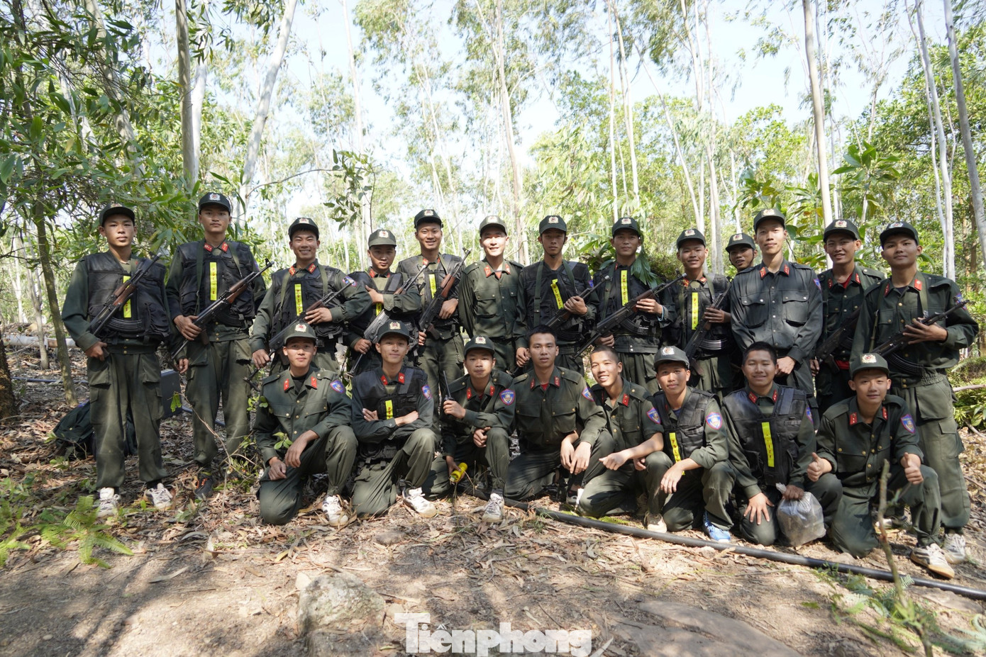 Trung tá Nguyễn Trọng Quảng, Phó giám đốc Trung tâm Huấn luyện quốc gia về phòng, chống khủng bố, cho biết đơn vị đang huấn luyện 60 chiến sĩ có năng lực, sở trường công tác là võ thuật, bắn súng, sau đó tiếp tục chọn ra 8 người xuất sắc nhất đại diện cho Việt Nam tham gia chương trình "Thử thách đặc nhiệm" được tổ chức tại các Tiểu vương quốc Ả rập Thống nhất (UAE) vào năm 2023.