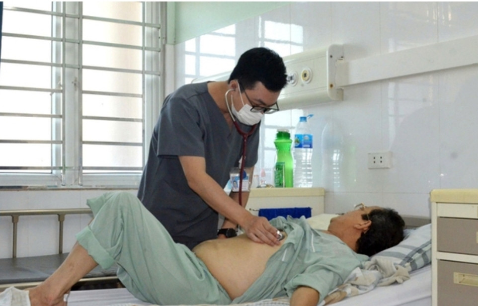 Những người cao tuổi thường dễ mắc bệnh 'vi khuẩn ăn thịt người'. Những người cao tuổi thường dễ mắc bệnh 'vi khuẩn ăn thịt người'.