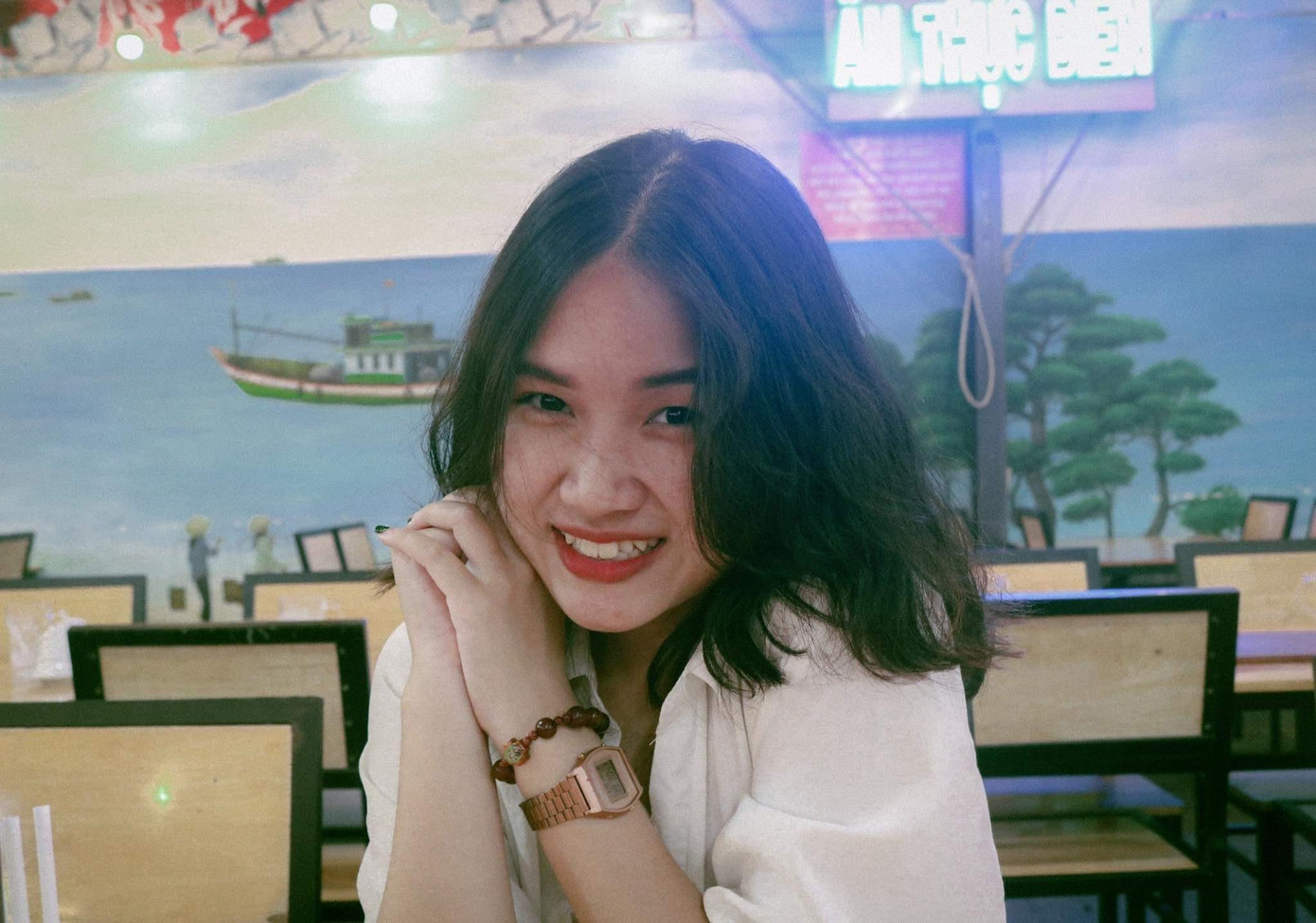 Bạn Phương Quỳnh chấm 5 sao cho dịch vụ &quot;đi chợ hộ&quot; tại địa phương. Ảnh; NVCC