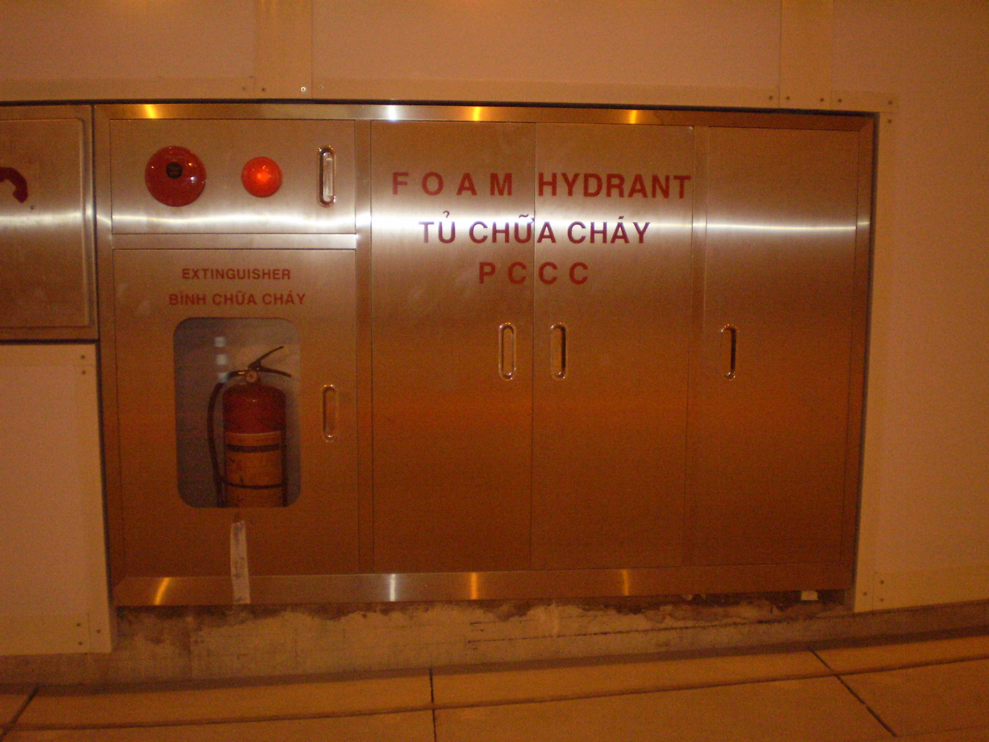 Tủ chữa cháy khẩn cấp trong đường hầm