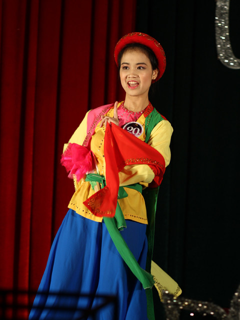 Thị Mầu - Ngoại giao - lên chùa