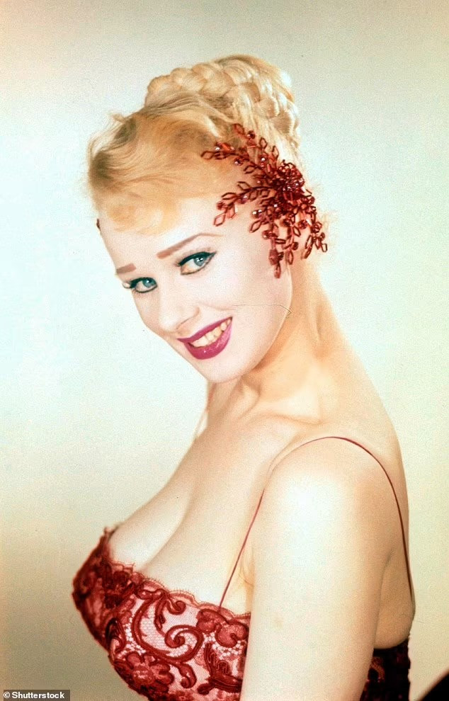 Sabrina xinh đẹp, nóng bỏng nhưng không có tài năng. Ảnh: Shutterstock. Sabrina xinh đẹp, nóng bỏng nhưng không có tài năng. Ảnh: Shutterstock.