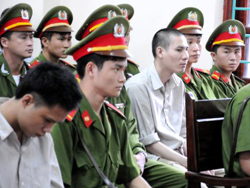 Các bị cáo trong phiên tòa