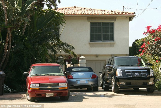 Căn hộ của Paris Hilton tại Malibu. Căn hộ của Paris Hilton tại Malibu