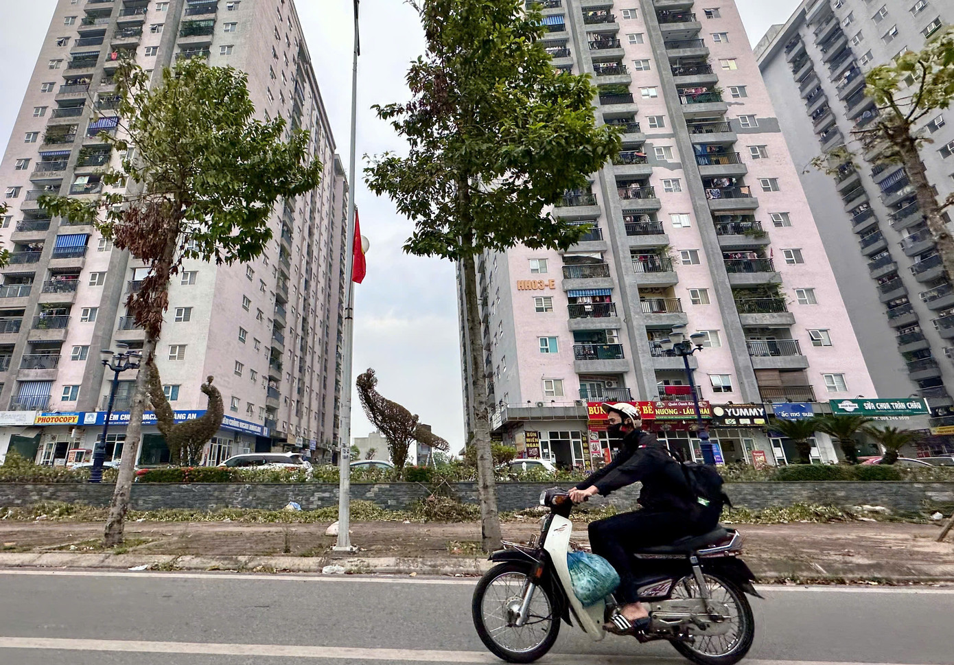 Số căn nhà ở xã hội được triển khai vẫn ít, không đủ đáp ứng nhu cầu (ảnh: Như Ý). Số căn nhà ở xã hội được triển khai vẫn ít, không đủ đáp ứng nhu cầu (ảnh: Như Ý).