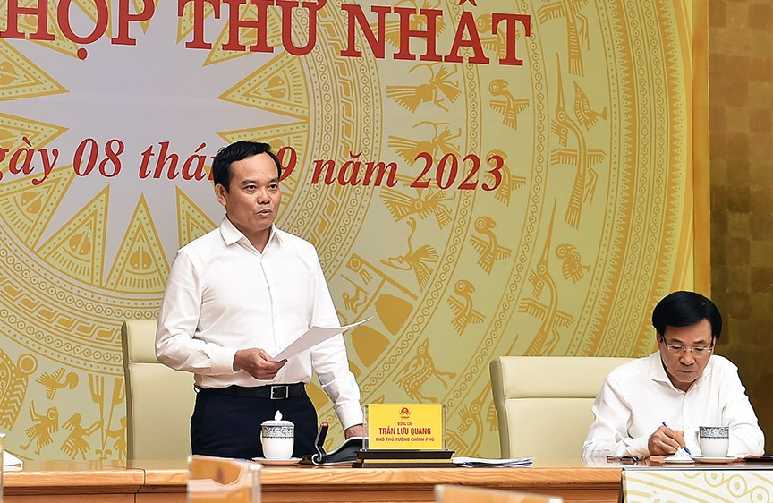 Phó Thủ tướng Trần Lưu Quang chủ trì cuộc họp về cải cách thủ tục hành chính.