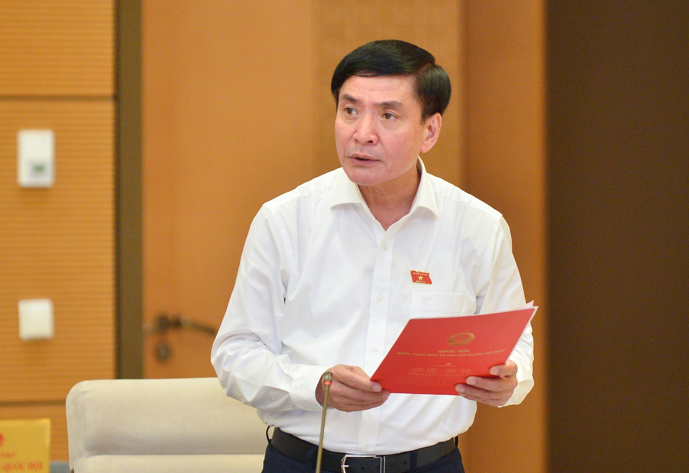 Tổng thư ký Quốc hội Bùi Văn Cường. Tổng thư ký Quốc hội Bùi Văn Cường.