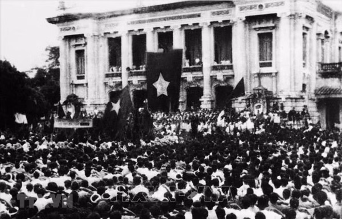 Cách mạng tháng Tám năm 1945 mở ra thời đại mới rực rỡ trong lịch sử dân tộc. Ảnh tư liệu