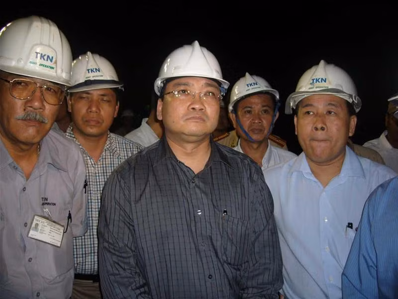 Phó Thủ tướng Hoàng Trung Hải : Phải làm việc suốt đêm với tinh thần cứu người là trên hết. Ảnh : Hữu Quang