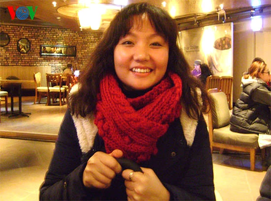 Nghệ sĩ đàn tranh Lê Minh Hồng