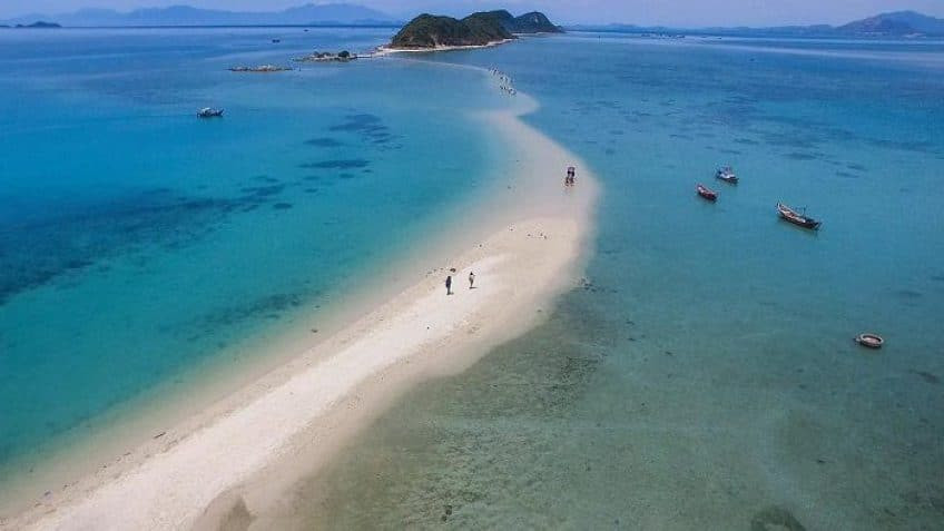  Đảo nào có con đường đi bộ trên biển dài nhất Việt Nam?