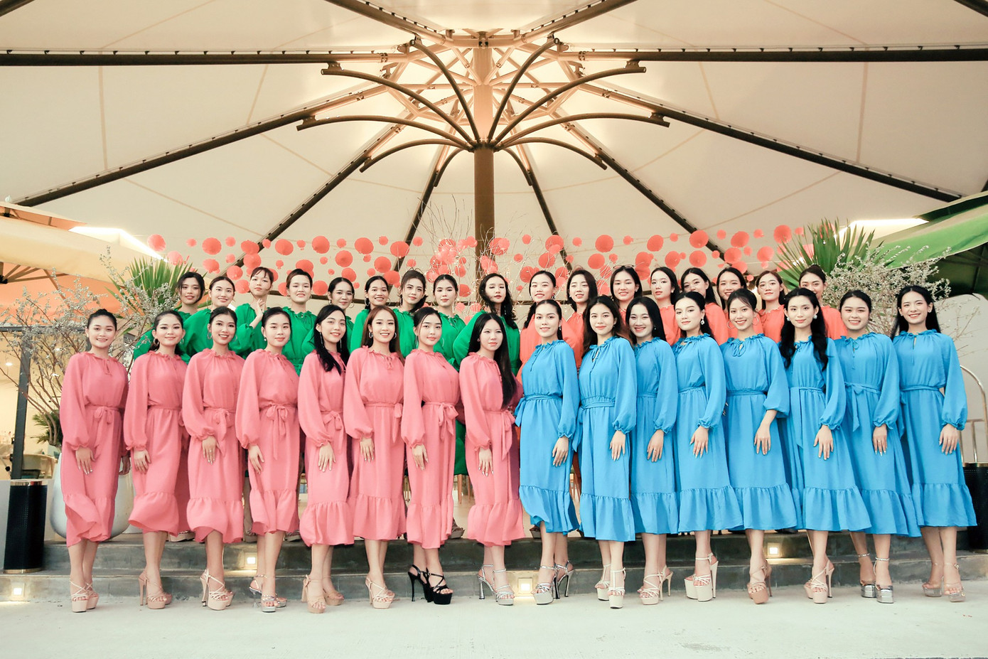 Nhan sắc các nữ sinh trước đêm Chung kết