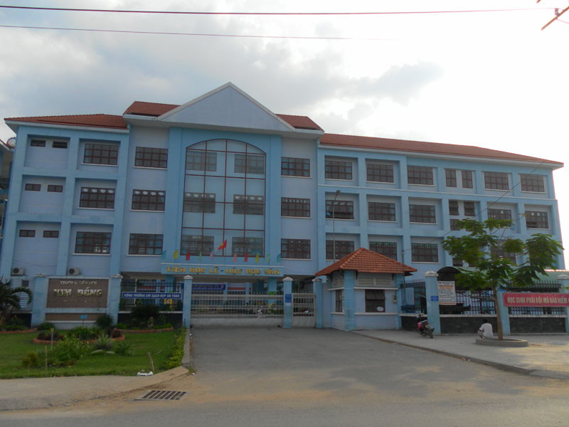 Hiệu trưởng Trường tiểu học Kim Đồng vừa bị miễn nhiệm chức vụ Hiệu trưởng Trường tiểu học Kim Đồng vừa bị miễn nhiệm chức vụ