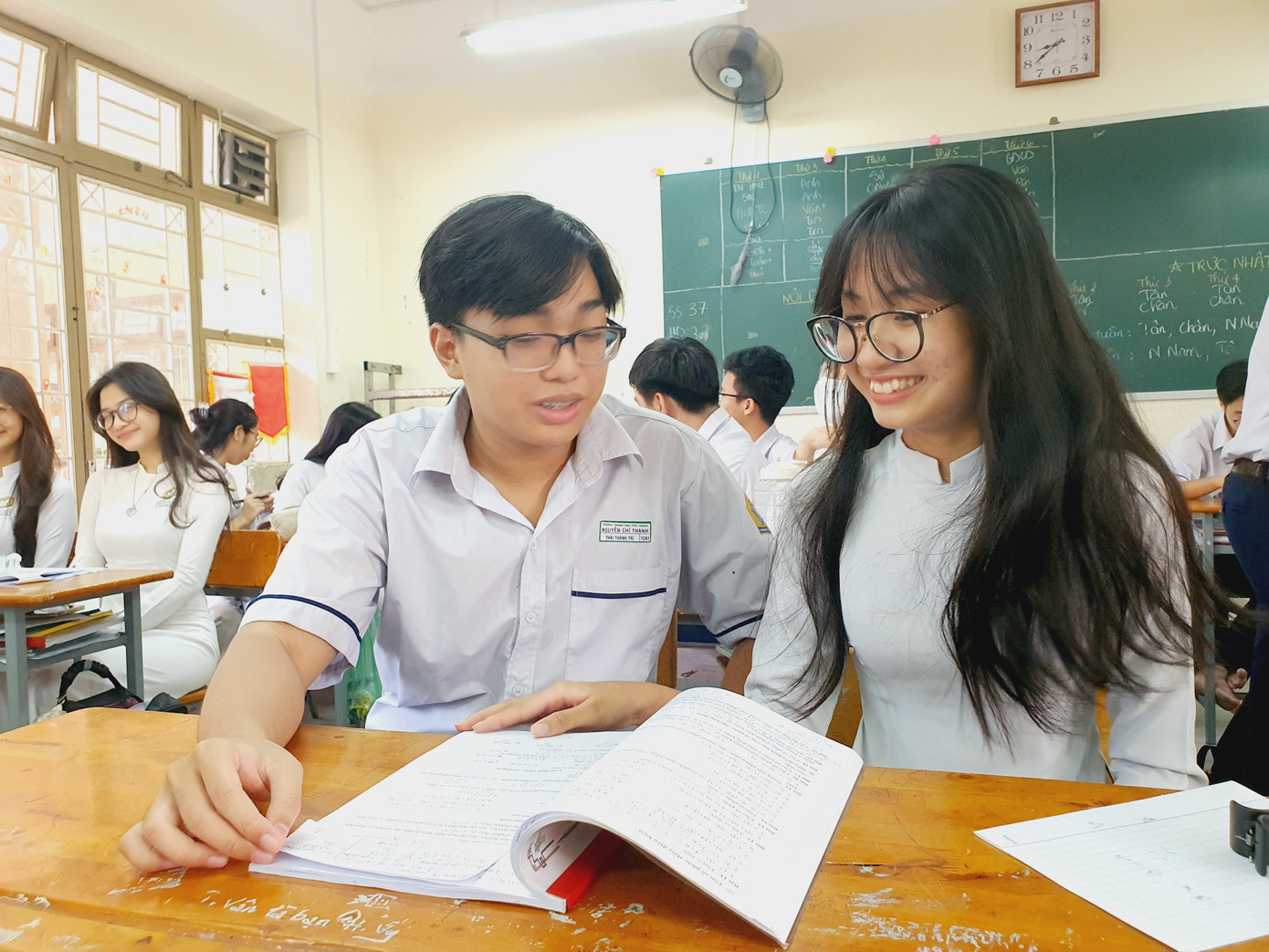 Thí sinh lớp 12 tại TPHCM trong giờ ôn tập ở lớp Thí sinh lớp 12 tại TPHCM trong giờ ôn tập ở lớp