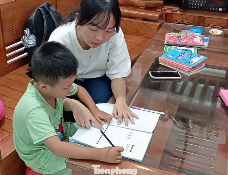 Nhiều giáo viên đang loay hoay tìm cách dạy thêm theo Thông tư 29