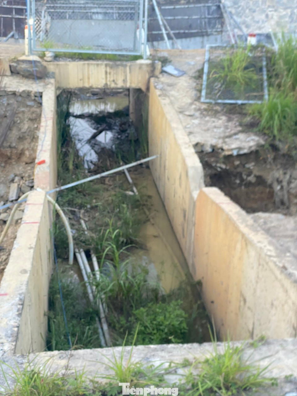 Cống hộp thoát nước tại Km 25+419 của cao tốc Phan Thiết - Dầu Giây.