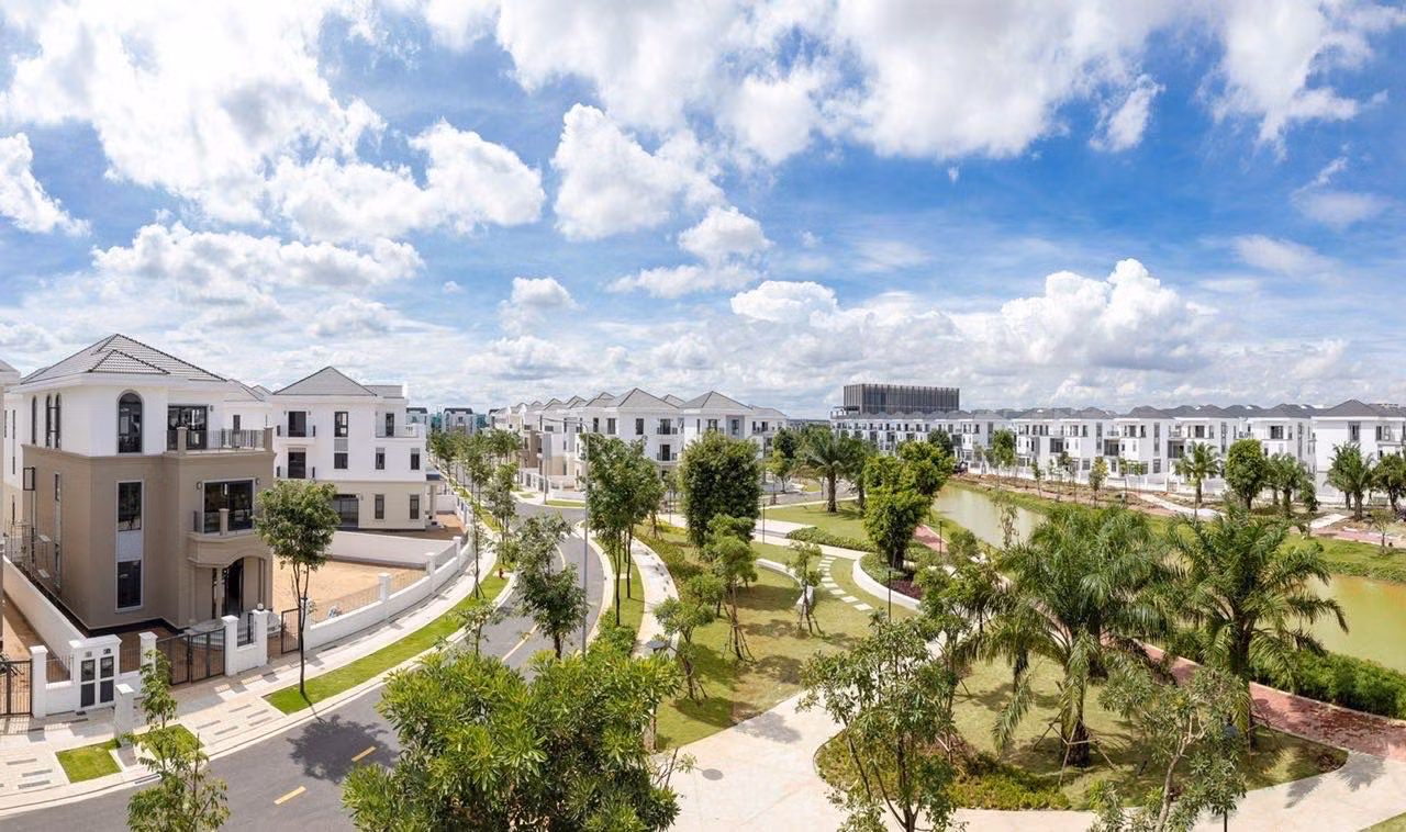 Aqua City của Novaland là một trong những dự án trọng điểm của Novaland có tổng quy mô gần 1.000 ha. Aqua City của Novaland là một trong những dự án trọng điểm của Novaland có tổng quy mô gần 1.000 ha.